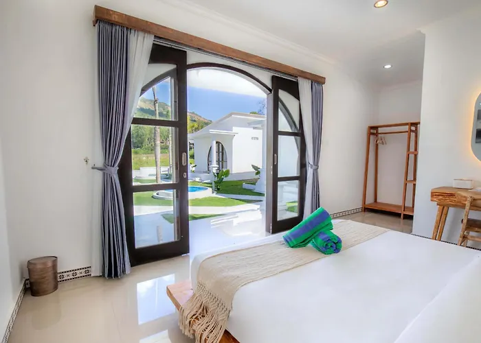 Kamaru Hotel